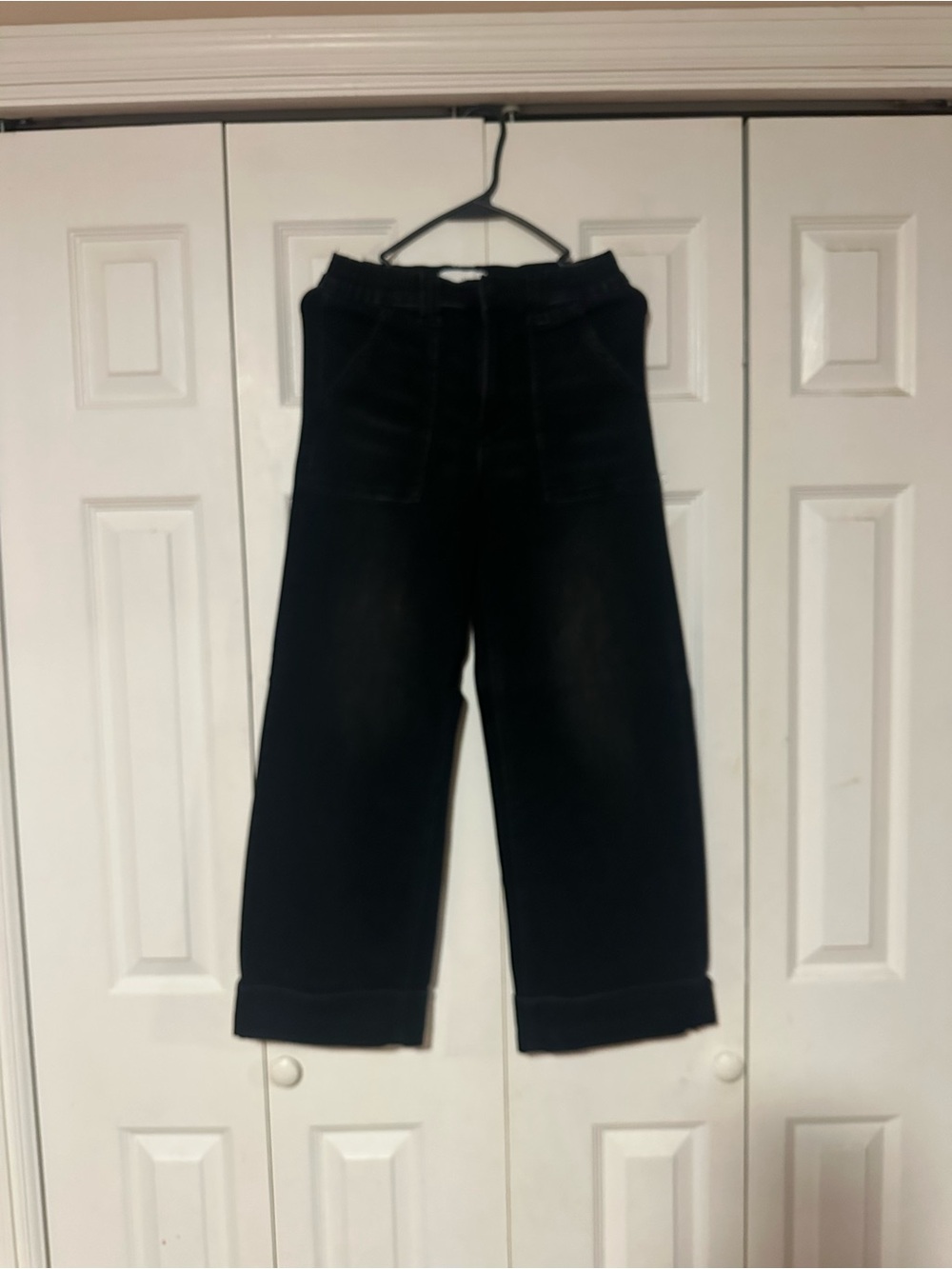 Wide Leg Cropped Jeans - Black